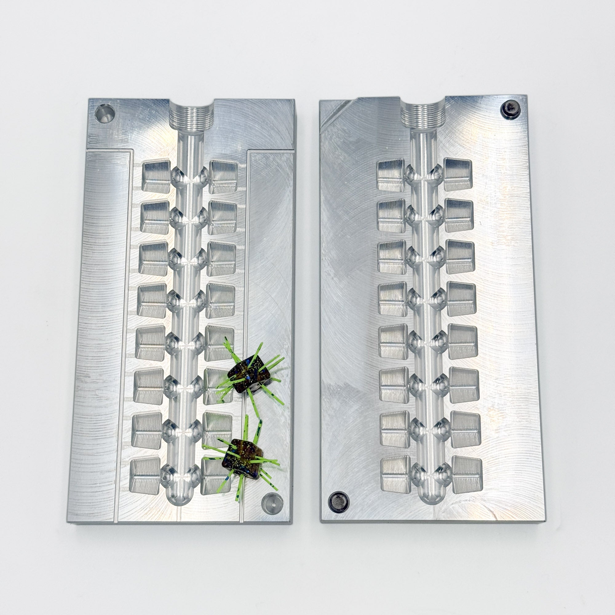 38 Inch Lucky Dice Hand Injection Mold – Epic Bait Molds