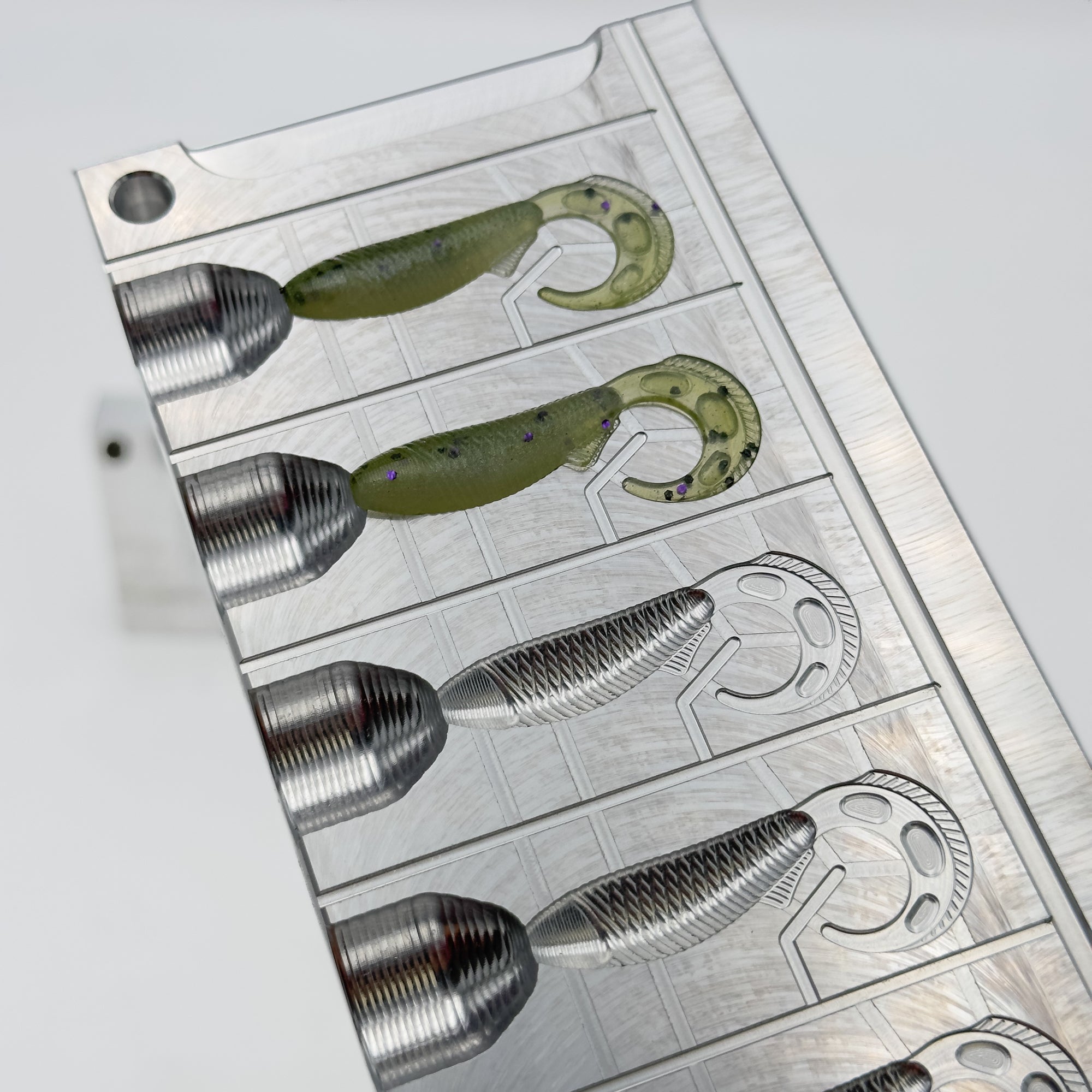 2.2 Inch Epic WhipWad Hand Injection Mold – Epic Bait Molds