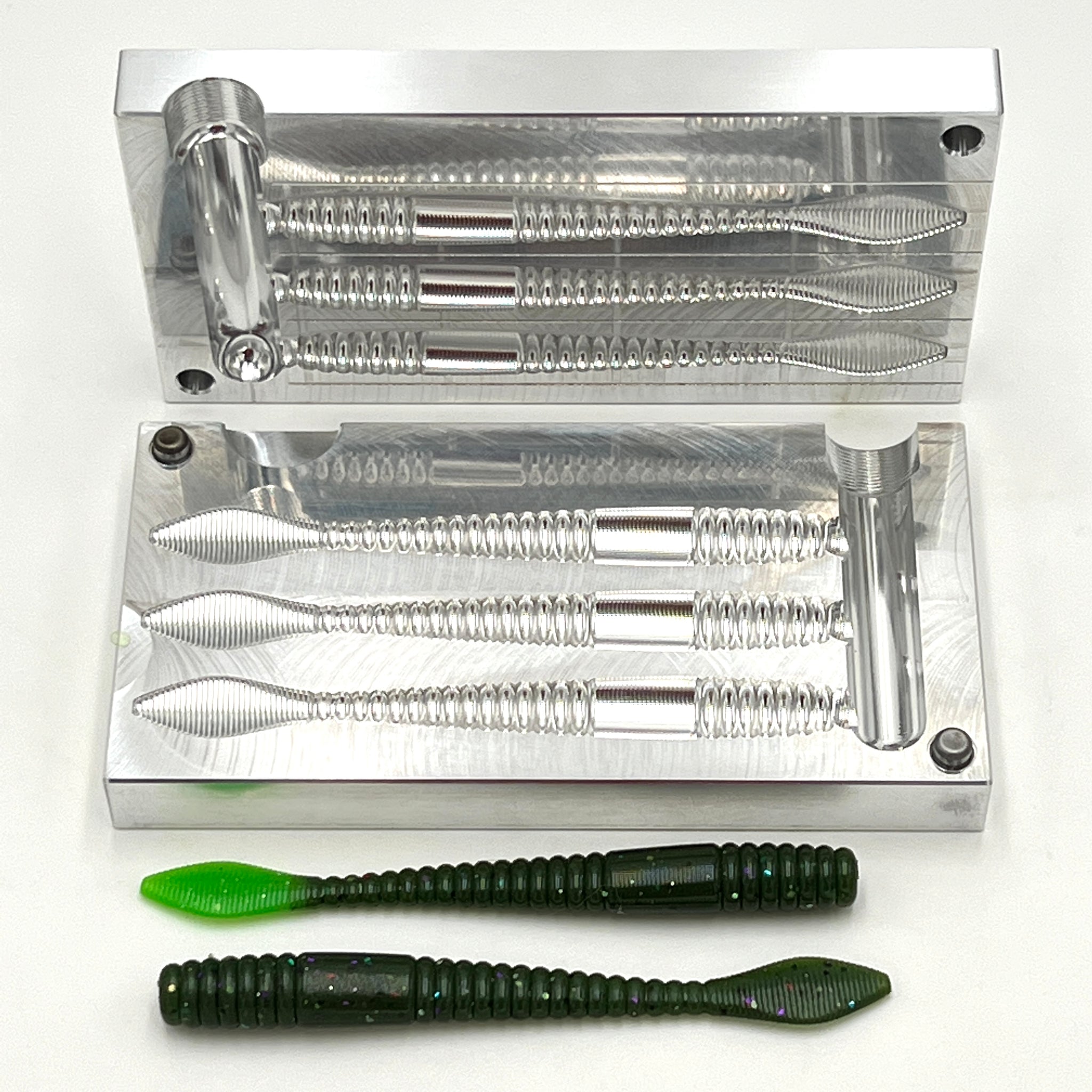 4.6 Inch Neko Crawler Hand Injection Mold – Epic Bait Molds