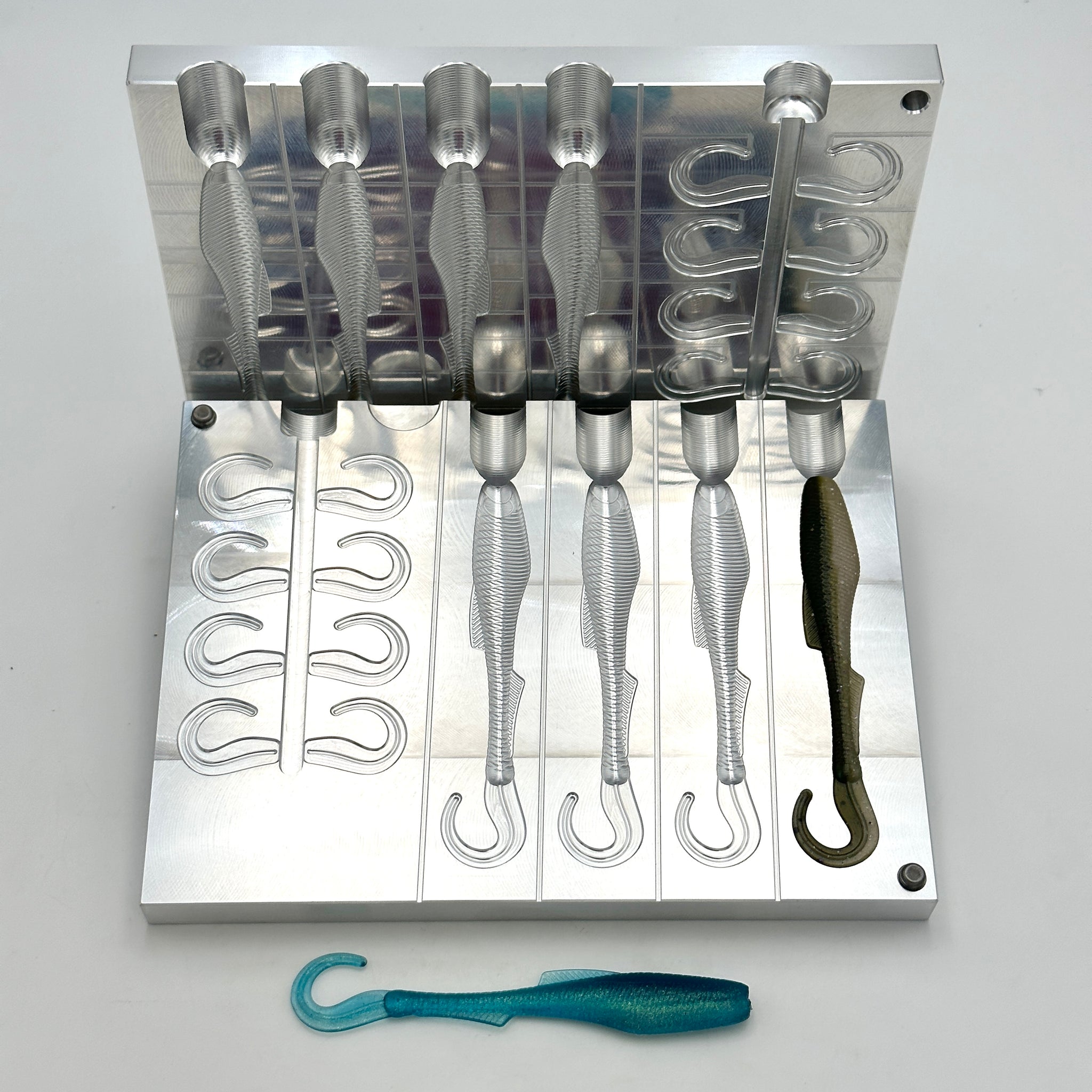 5.2 Inch Epic Shtickle Hand Injection Mold – Epic Bait Molds