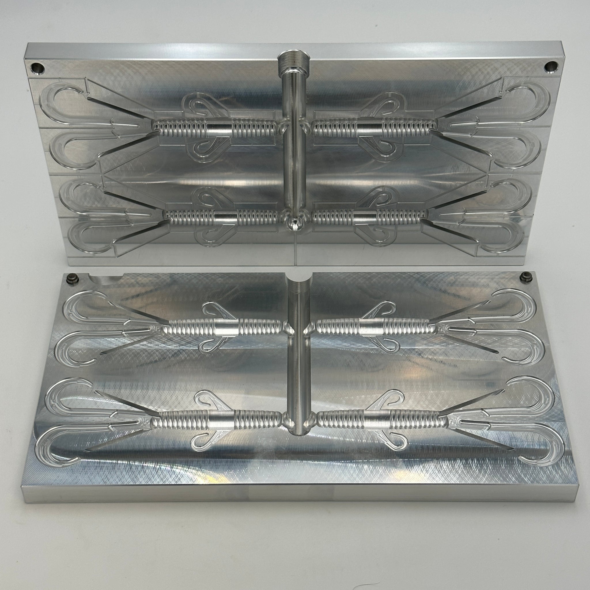 6 Inch Fat Hawg Hand Injection Mold – Epic Bait Molds