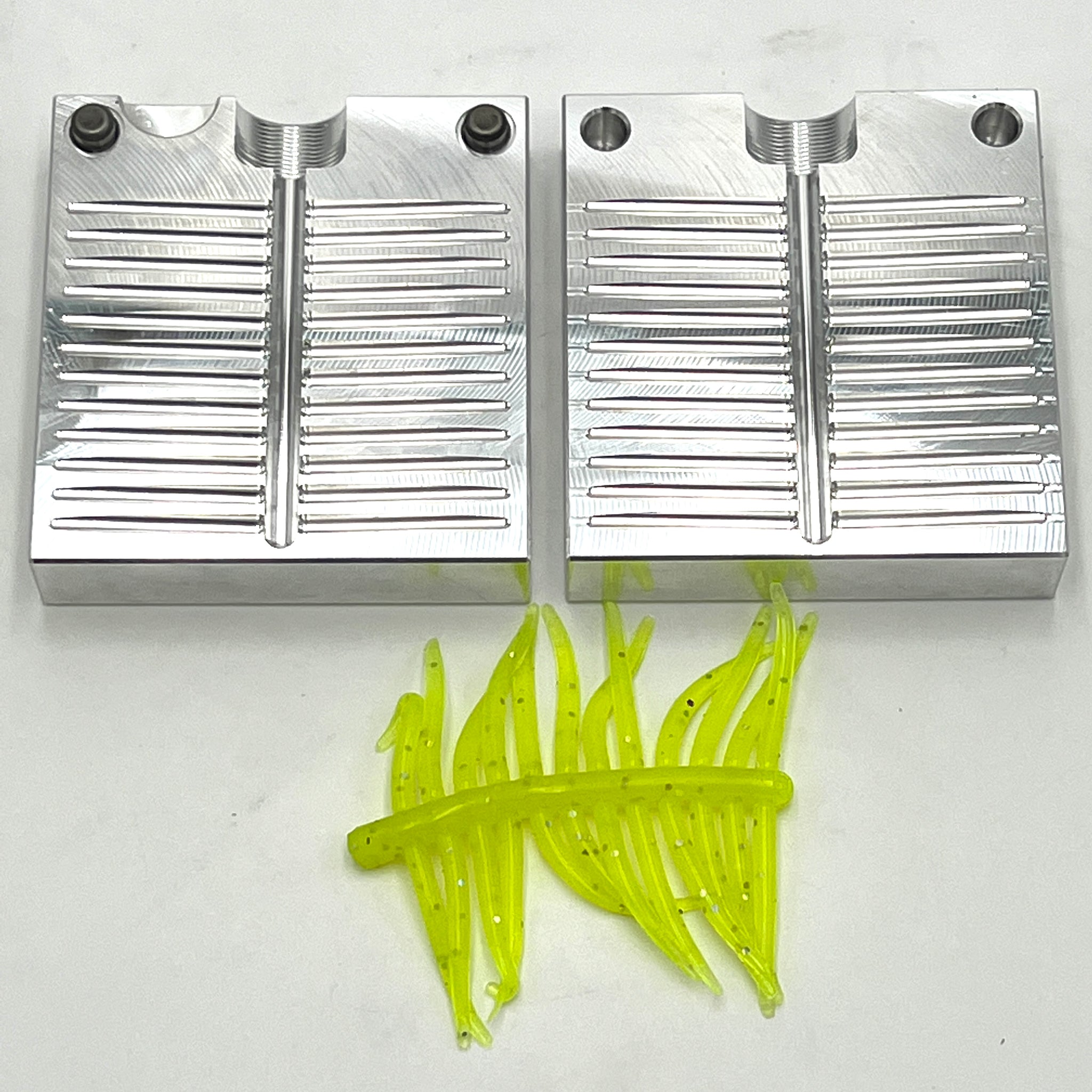 1.2in Crappie Slayer Hand Injection Mold – Epic Bait Molds